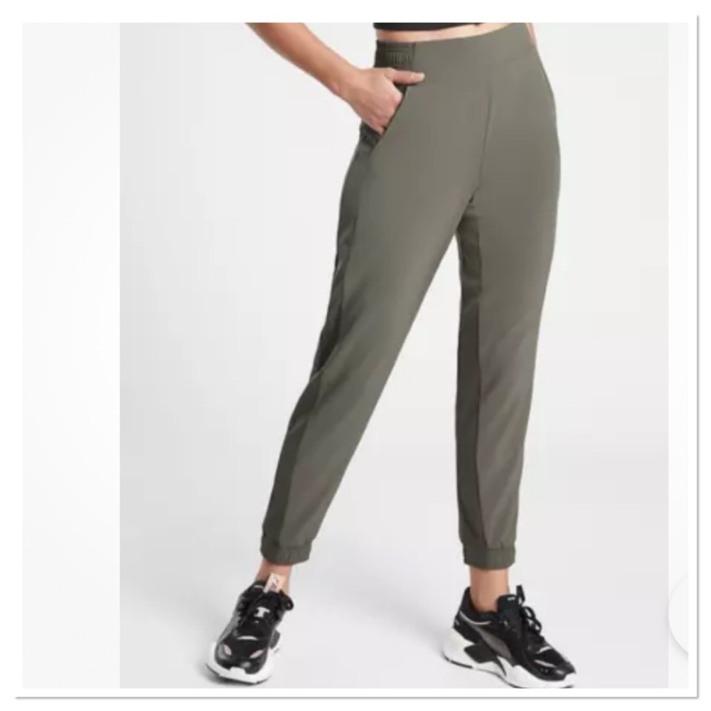 Women’s Athleta Brooklyn High-Waisted Joggers